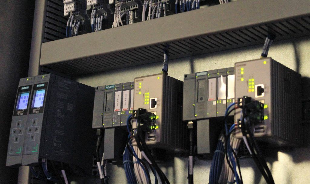 Hot Standby PLC & Network System PLC system wired in