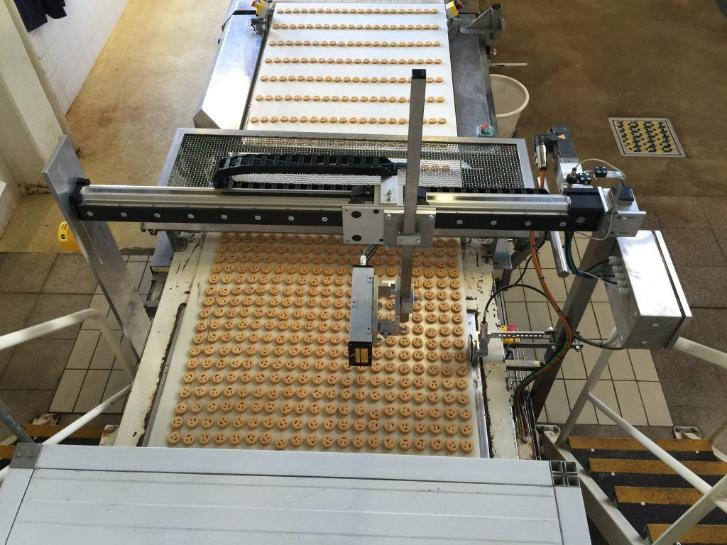 Indexed 3D Vision System 3D Vision system above a biscuit line